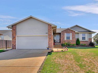 510 S Stoneridge St Valley Center Ks 67147 Zillow