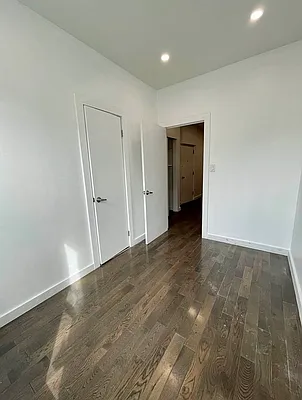 Rented by Oxford Property Group | media 51