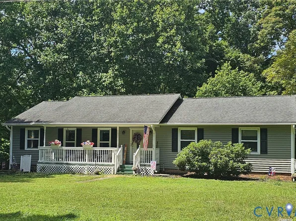 14600 Ramblewood Dr, Chester, VA 23836
