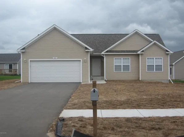 4232 Country Meadows Dr, Kalamazoo, MI 49048