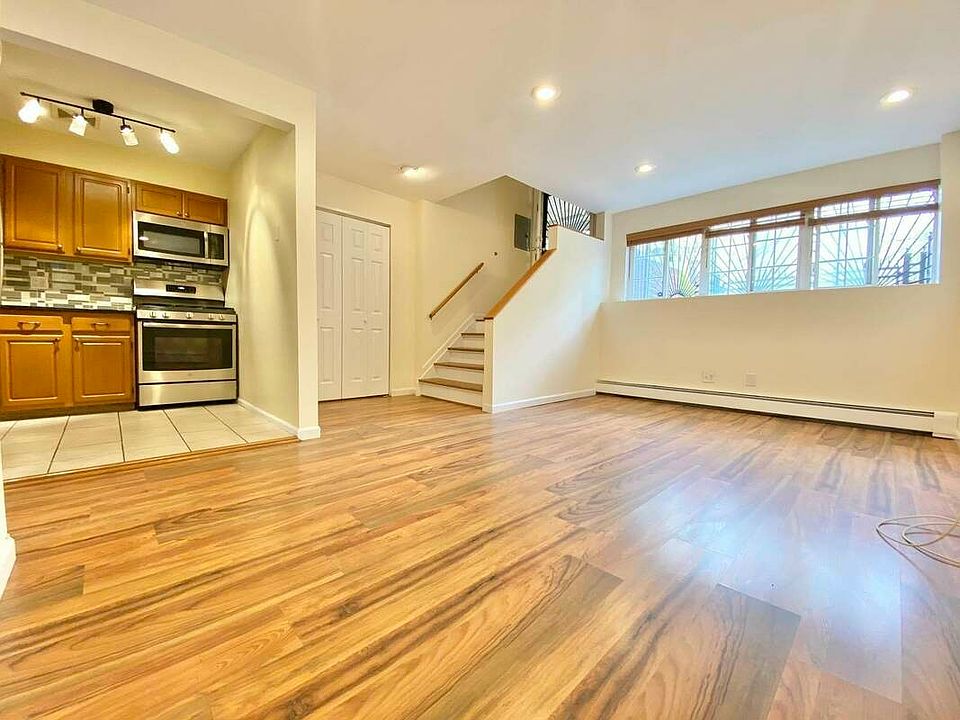1st image of 8 N Portland Ave #1