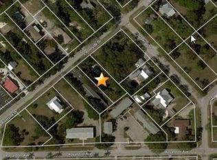 3168 E Riverside Dr, Fort Myers, FL 33916