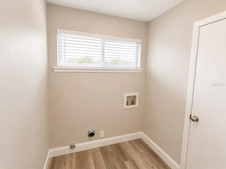 3922 Crayrich Cir #C-4 — Photo 8