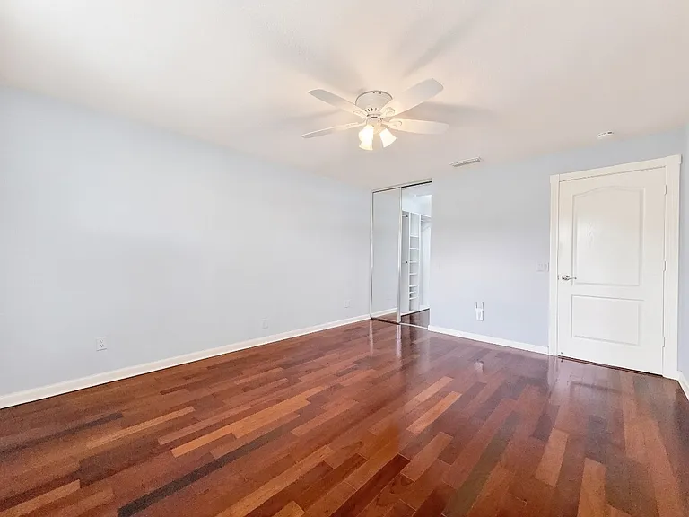 5712 Drummond Way — Photo 12