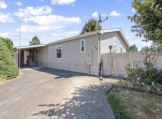 1000 S McKern Ct #85, Newberg, OR 97132