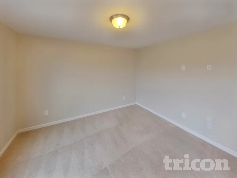 2637 Candlewick Ct — Photo 19