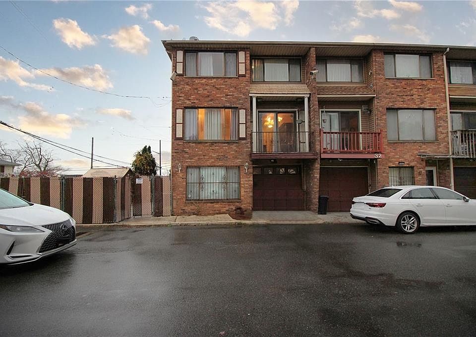 1st image of 34 Ramsey Ln