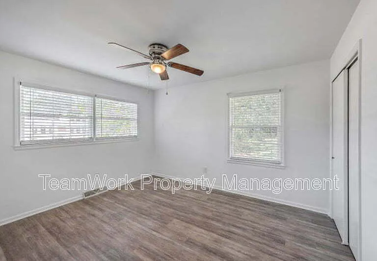 702 N Palmetto St — Photo 23