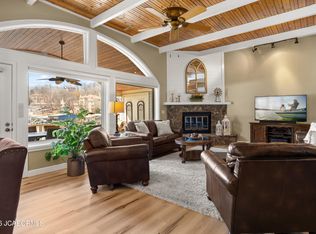 6620 E Lake Point Dr #18, Osage Beach, MO 65065