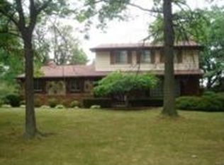 112 W Lovell Ave, Troy, MI 48098
