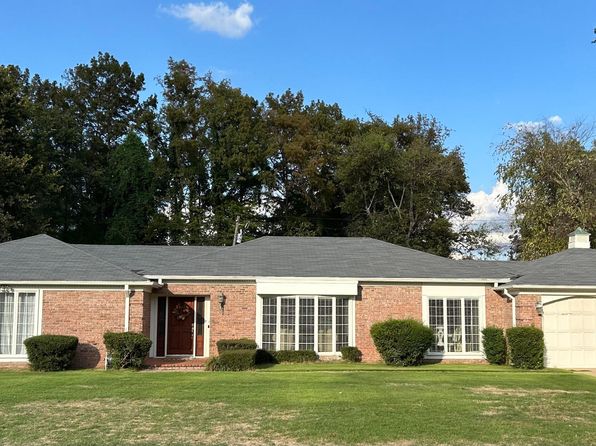 507 Reed Dr, Cleveland, MS 38732