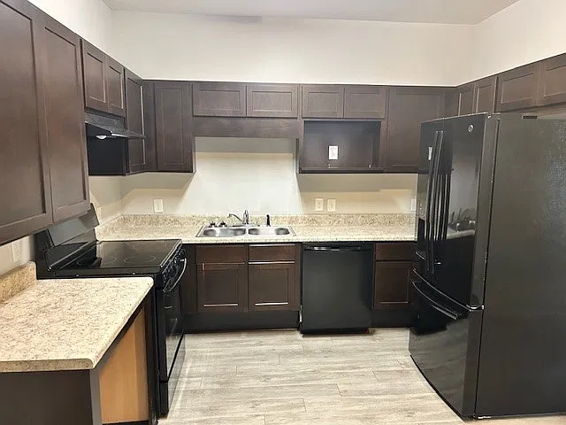 1 bed, 606 sqft, $1,225 — Photo 2