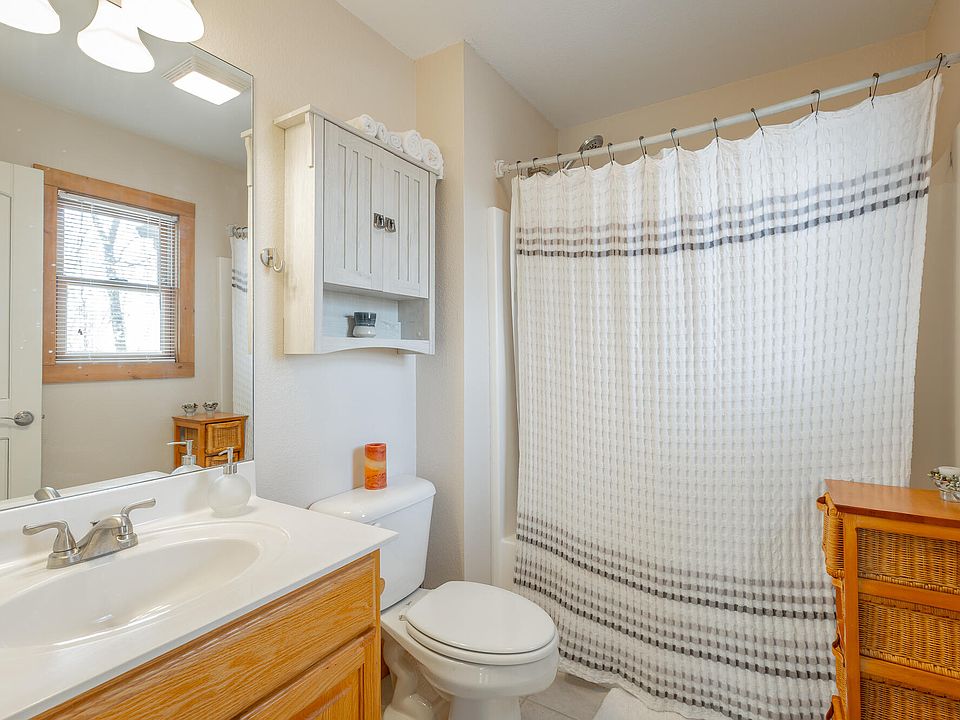 46th image of 292 Log Cabin Ln