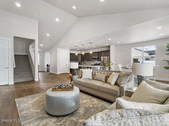4th image of 3058 N Cassiopeia St