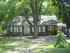 2nd image of 3416 Devereaux Rd