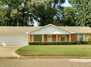 1209 Annette Dr, Longview, TX 75604