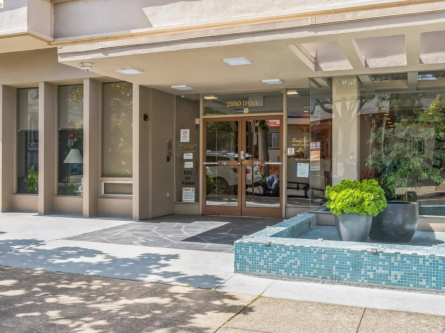 Berkeley Townhomes — Photo 3
