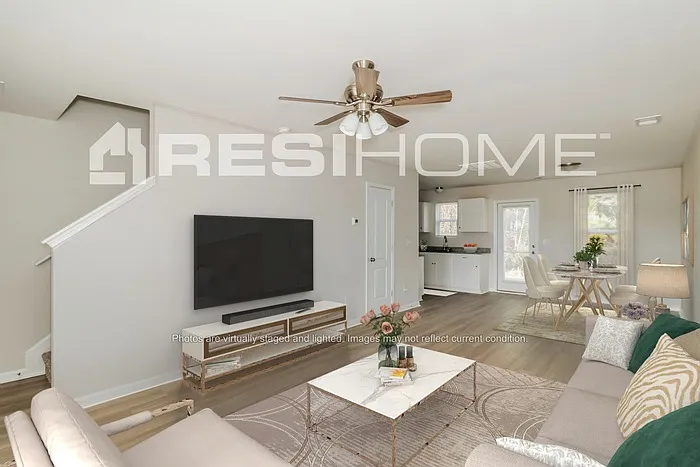 3 bed, 2.5 bath, 1599 sqft, $1,695 — Photo 3