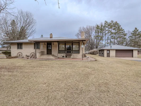 308 Kirkwood St, Hatley, WI 54440