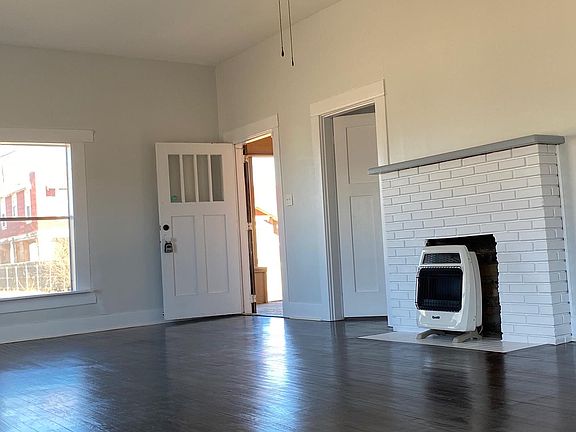 2nd image of 104 W Wharton Ave House 104