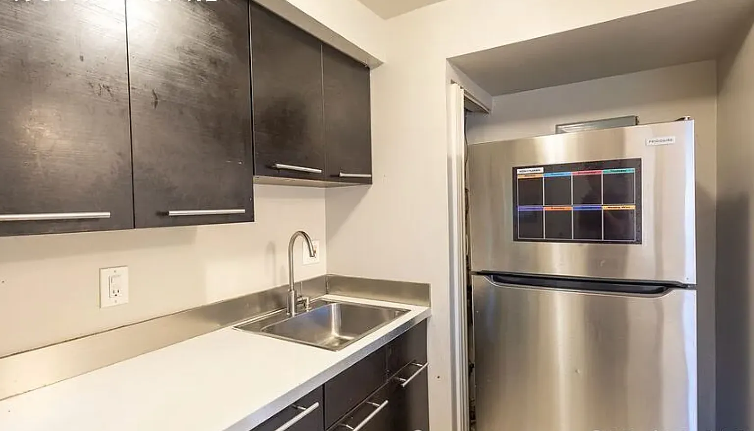 3 bed, 1290 sqft, $3,545 — Photo 4