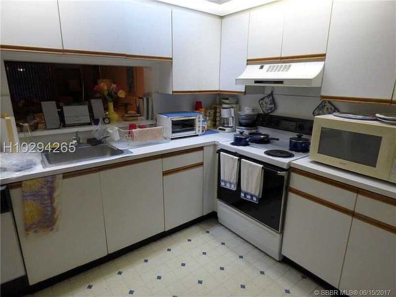 4th image of 12900 SW 13th St APT 104E