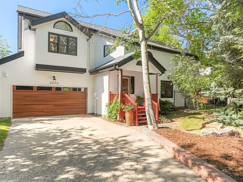1st image of 2076 Oak Ave
