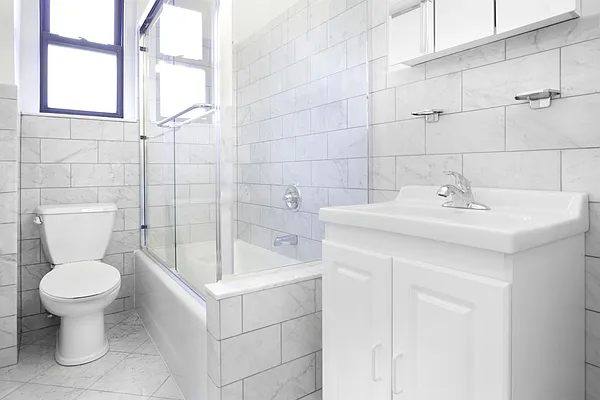 Rented by NextStopNY | media 3