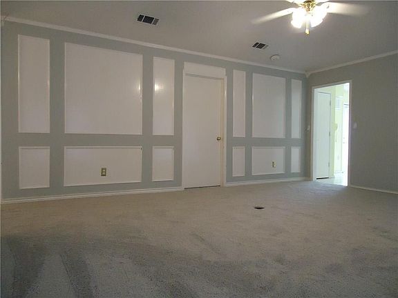 5th image of 3422 Country Club Pl
