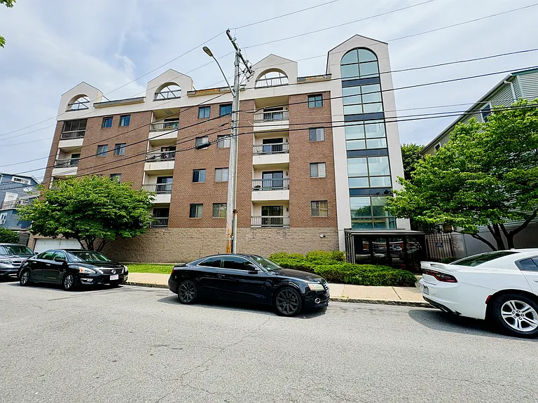24 Corey St #404 — Photo 20
