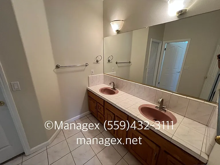 14133 Skyview Rd — Photo 15