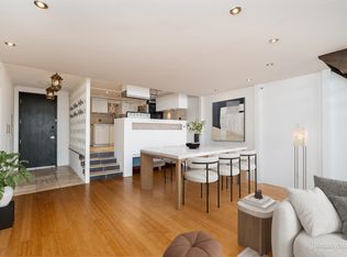 1850 Lorne St #202, Vancouver, BC V5T 1C9