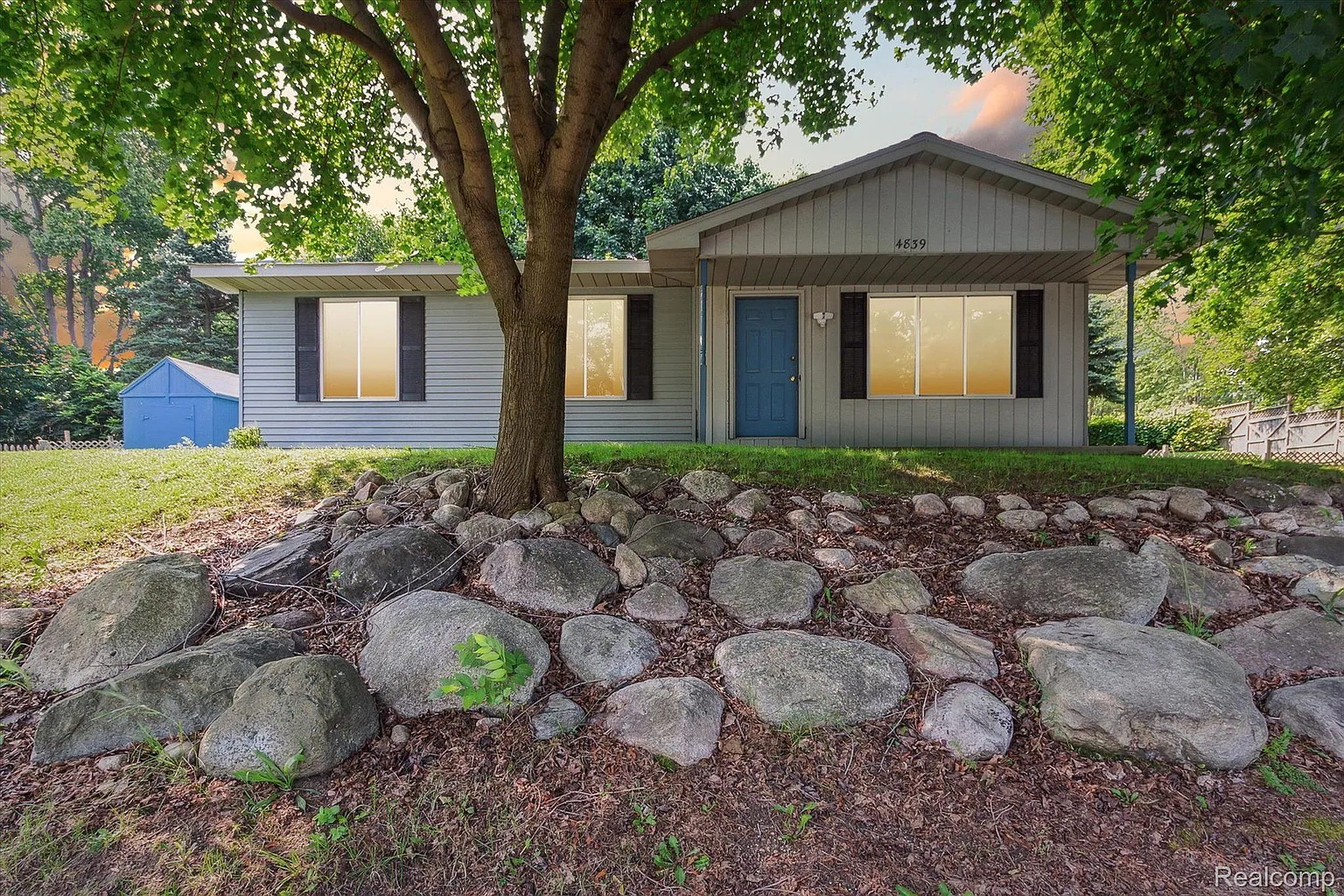 4839 Clarkston Rd photo 1