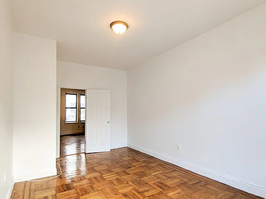 Rented by Bohemia Realty Group | media 8