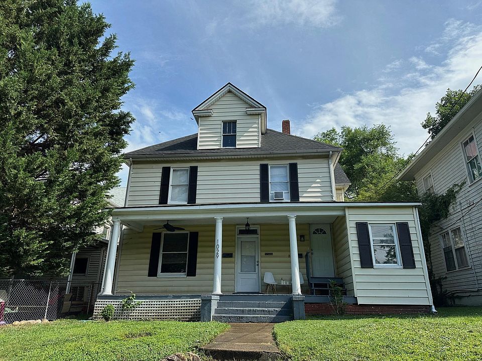Welcome to 1029 Ferdinand. Designer Lighting and Outdoor Ceiling Fan!