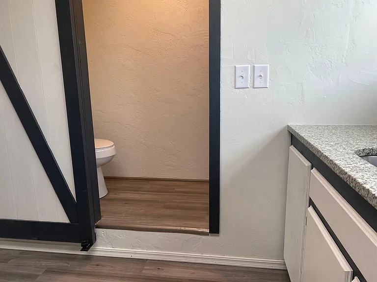 Level 2 — Photo 24