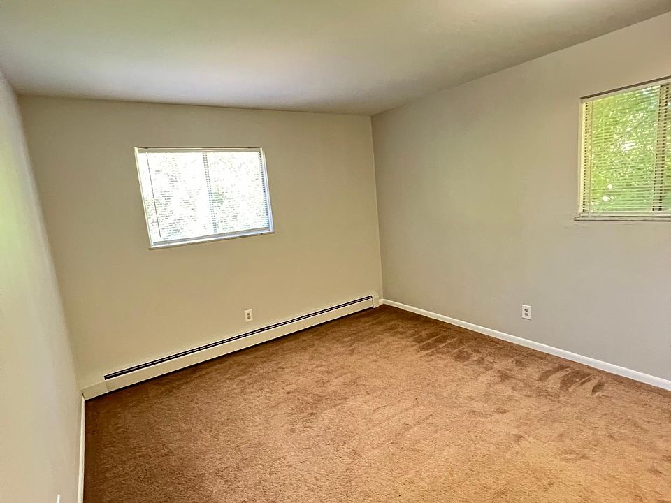 1st image of 4121 Gratiot Ave #32