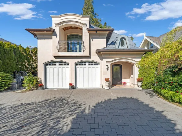 4348 Erwin Dr, West Vancouver, BC V7V 1H6