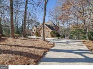 7740 Sagebrush Dr, Sandy Springs, GA 30350
