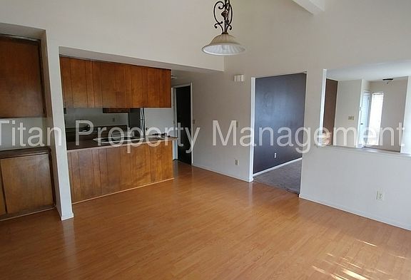 4th image of 6347 Nightingale Ct