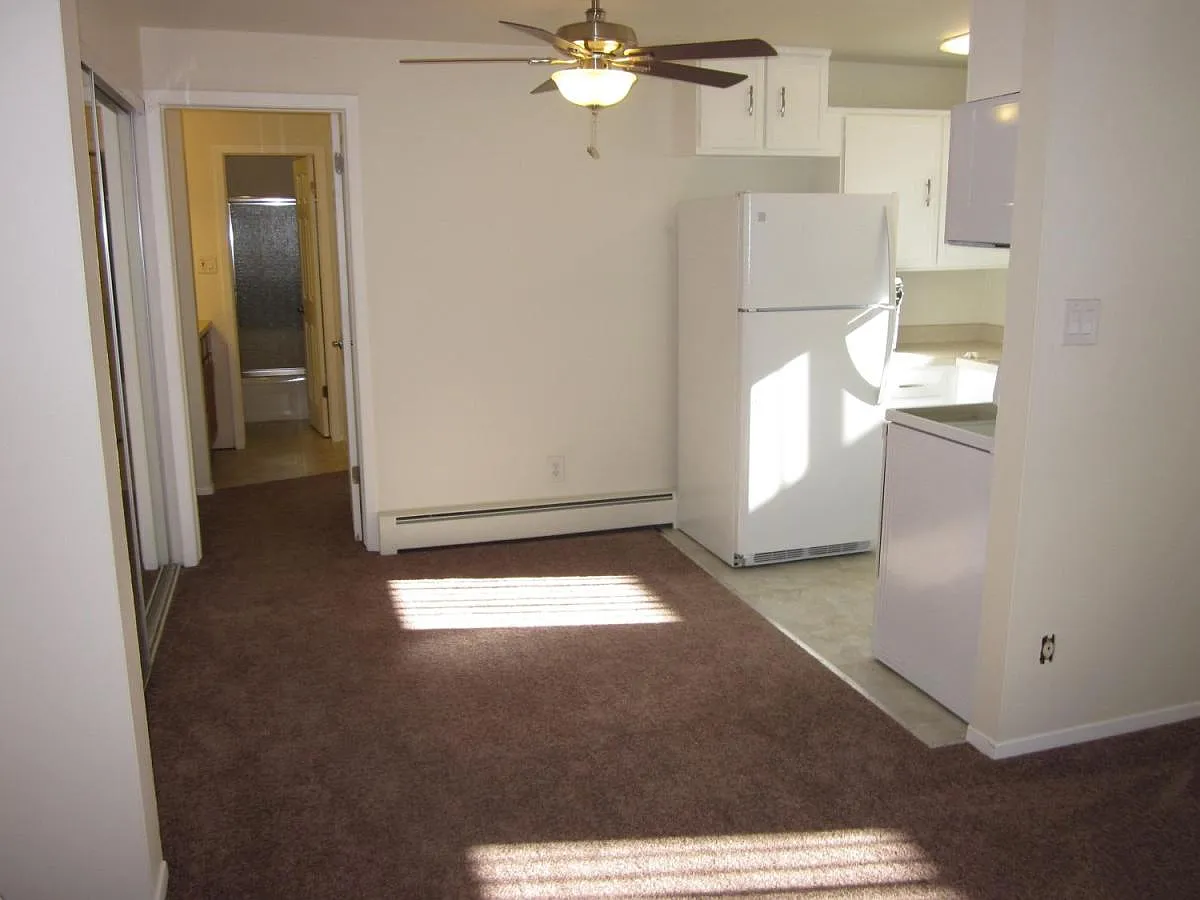 Dining Area - 61 S Sherman St #201