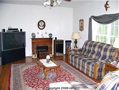 4th image of 817 Chesapeake Dr