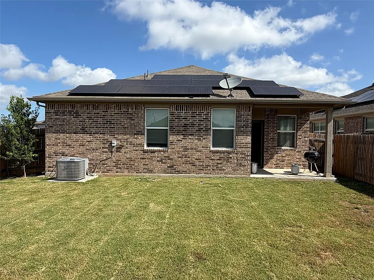 225 Baum Dr — Photo 11