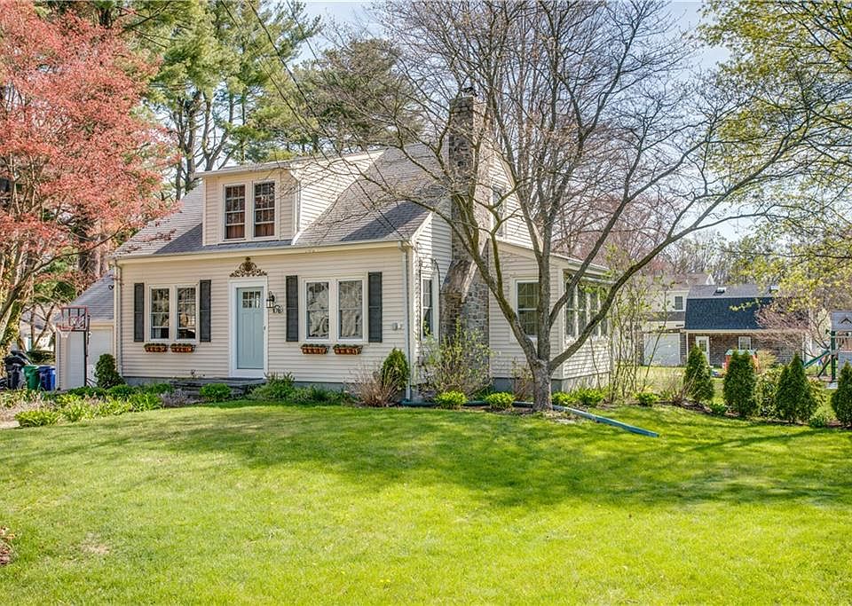 1016 Greenwich Ave, Warwick, RI 02886 Zillow