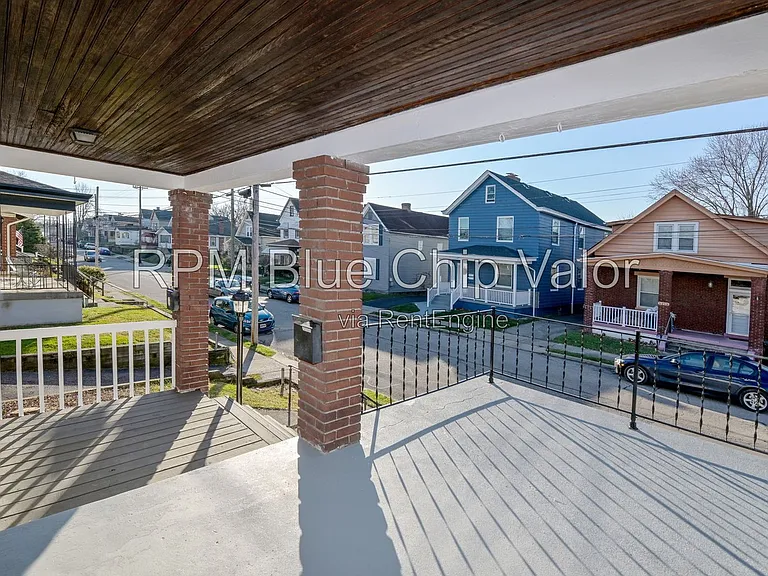 5214 Warren Ave #1 — Photo 19