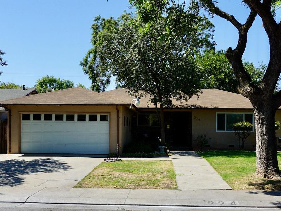 1st image of 224 W Iris Ave