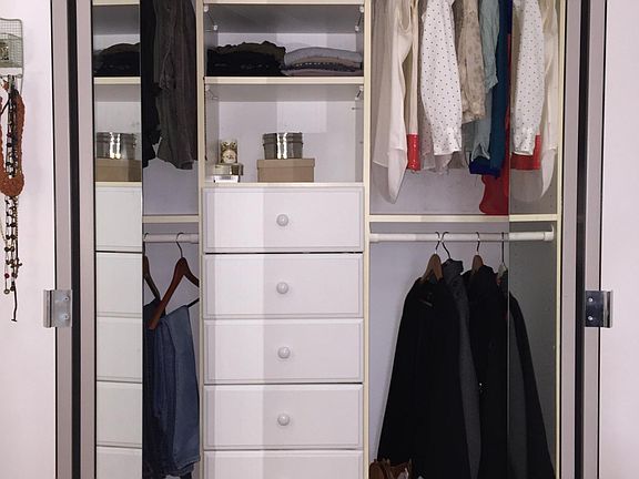 4th image of 4892 N Ashland Ave APT 1W