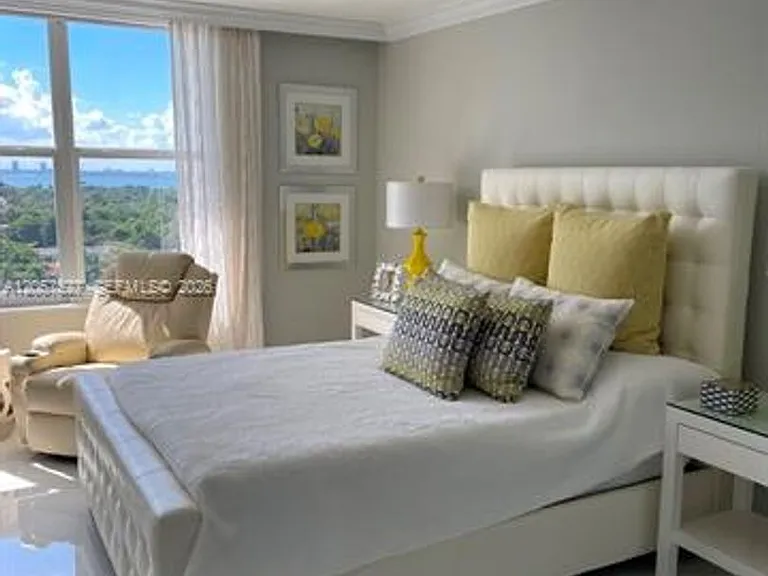 5001 Collins Avenue Cu #14A — Photo 15