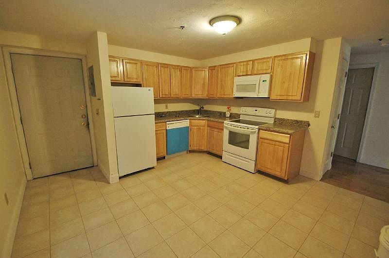 1st image of 58 Hemenway St