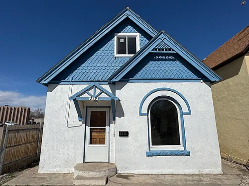 219 Nelson Ave Photo 1